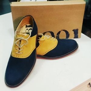 Mens shoes